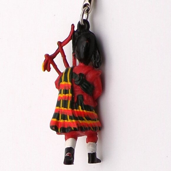 Vintage Scottish Piper Keychain - Picture 6 of 7